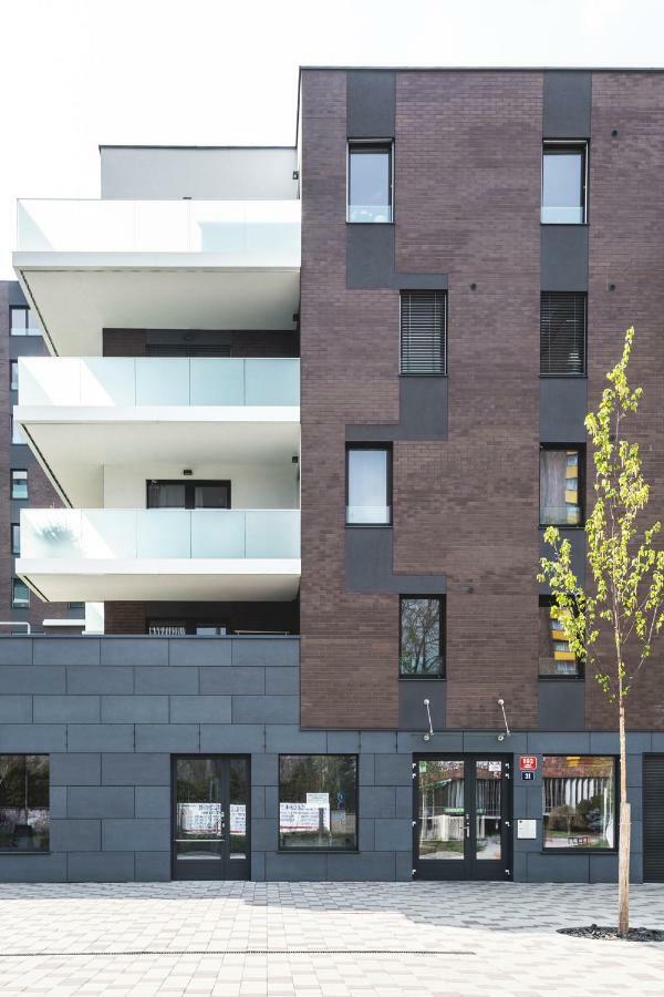 Apartment Invalidovna With Free Parking Praga Exterior foto